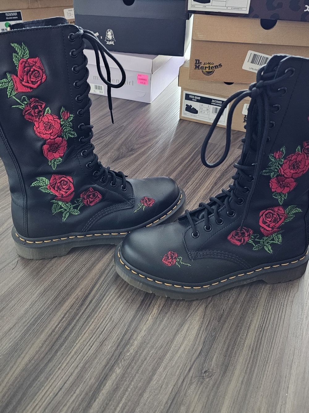 Dr. Martens Vonda Black Lace-Up Combat Boots with Red Rose Embroidery UK6/US8